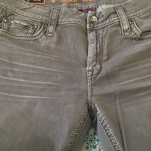 Rock Revivals Women’s Betty Skinny Jeans